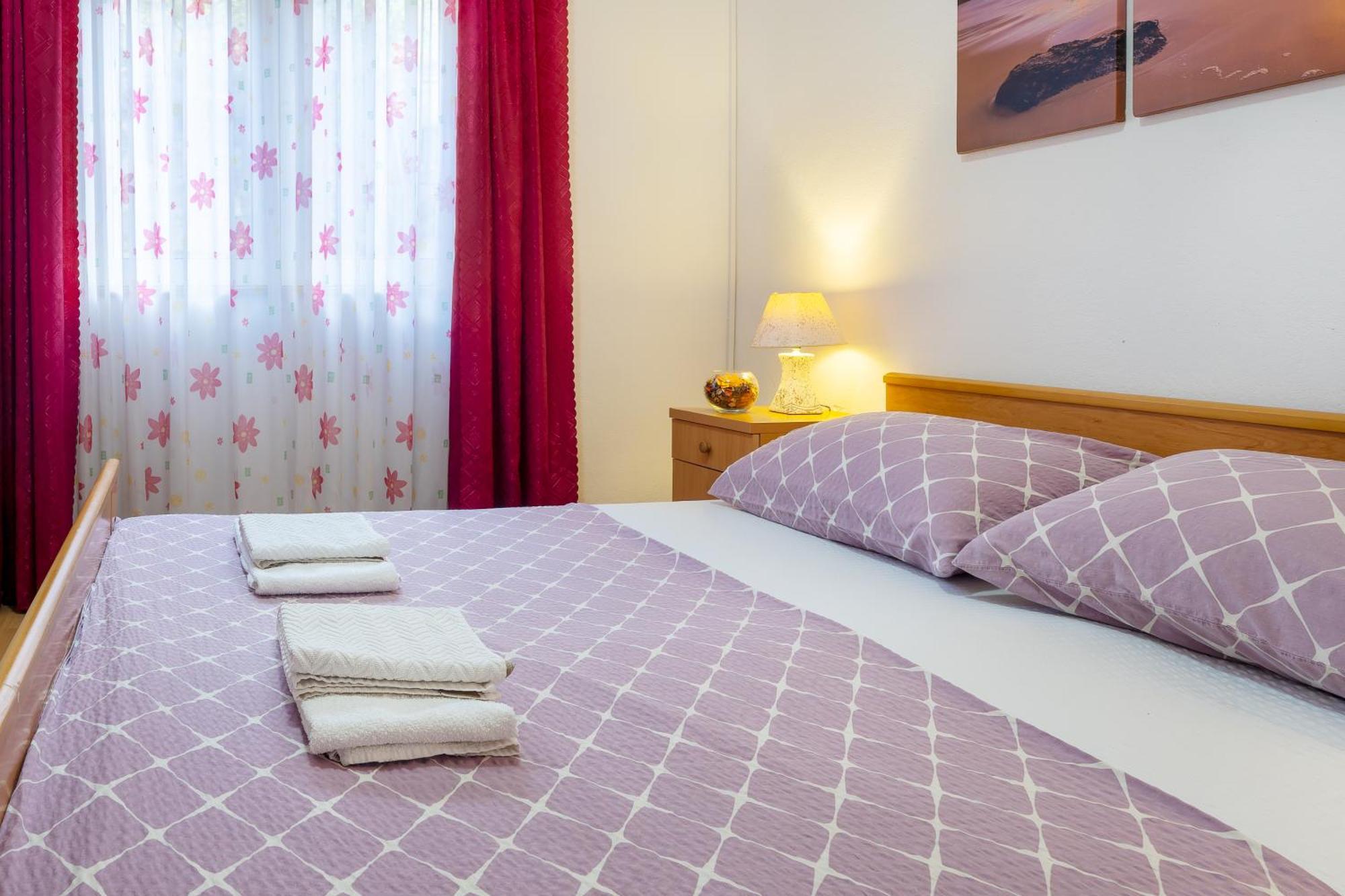Apartments And Rooms Breeze نيوم الغرفة الصورة